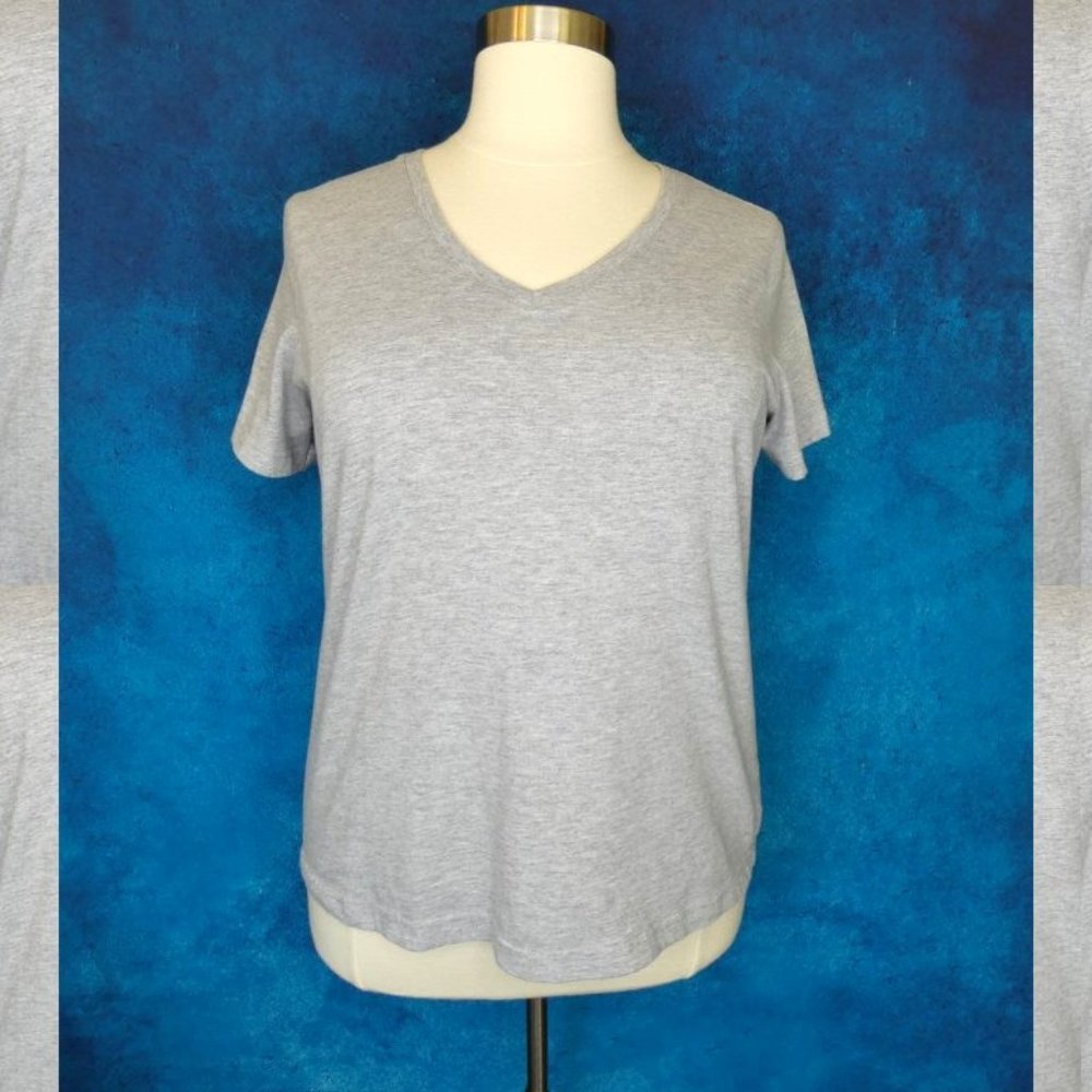 Woman Within Gray V Neck Tee Size 18/20 Petite